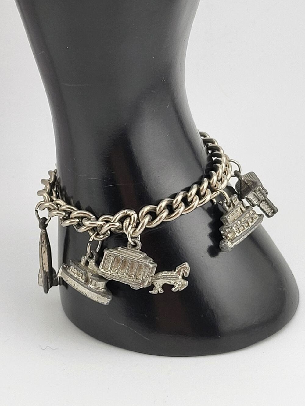 Vintage San Francisco Landmark Charm Bracelet Cable Car Ferry Silver Tone 7 in